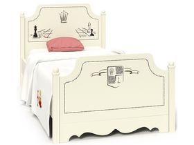 Кровать в нескольких размерах из массива Бука и МДФ из коллекции "Шахматы"