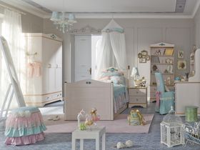 Детская мебель в классическом стиле "Flora" для девочек