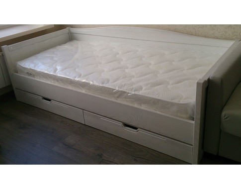 Кровать-диван с выдвижными ящиками "Снежана"