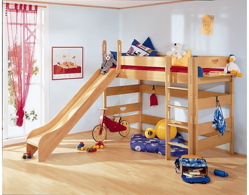 Детская игровая кровать с горкой Varietta высотой 155см из массива бука